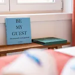 The Blue House - Guest Suite 1